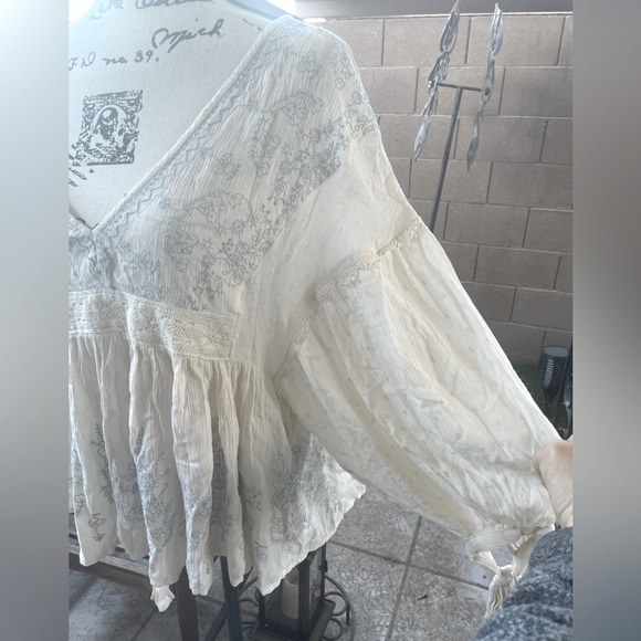 American Eagle Outfitters Blue Embroidered Lace Lightweight Boho Tunic Blouse MD - Picture 6 of 16